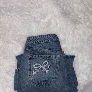 women’s hollister bow jeans